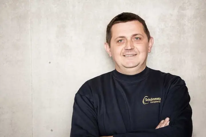 Ivan vom Team Energietechnik Schönmetz